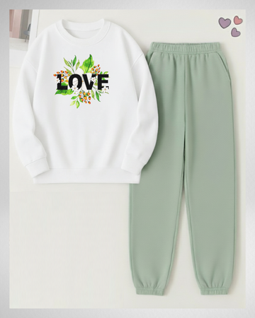 2 Pcs Love Winter TrackSuit (Code 3953)