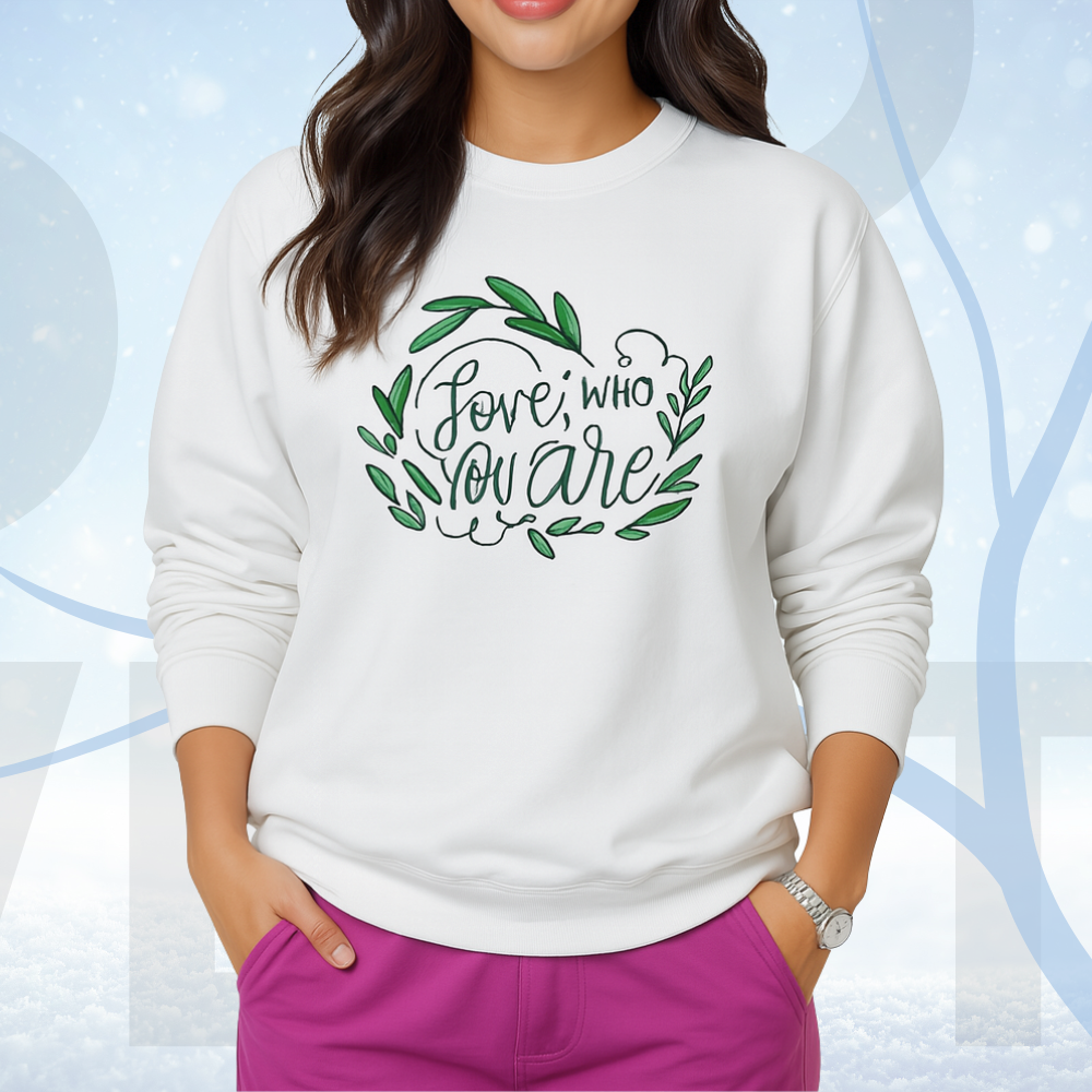 White Women's Printed Sweatshirt – Warm and Stylish Fleece (3487)